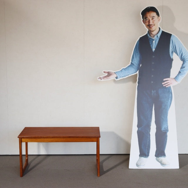 【本、映画、たまに木目でニヤケる】　チーク材　ヴィンテージコーヒーテーブル　商品番号27082