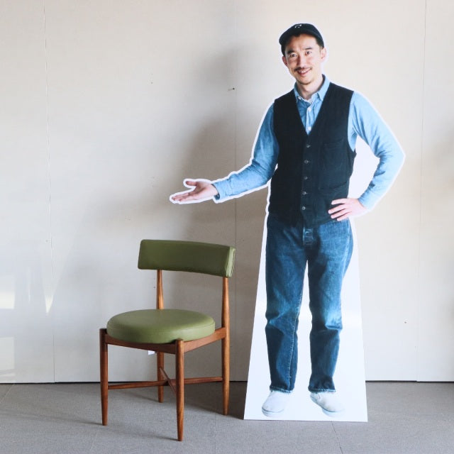 【今日も丸いな！から始まるちょっと恥ずかしい会話】　サークルダイニングチェア　座面張替済 商品番号【122067c】