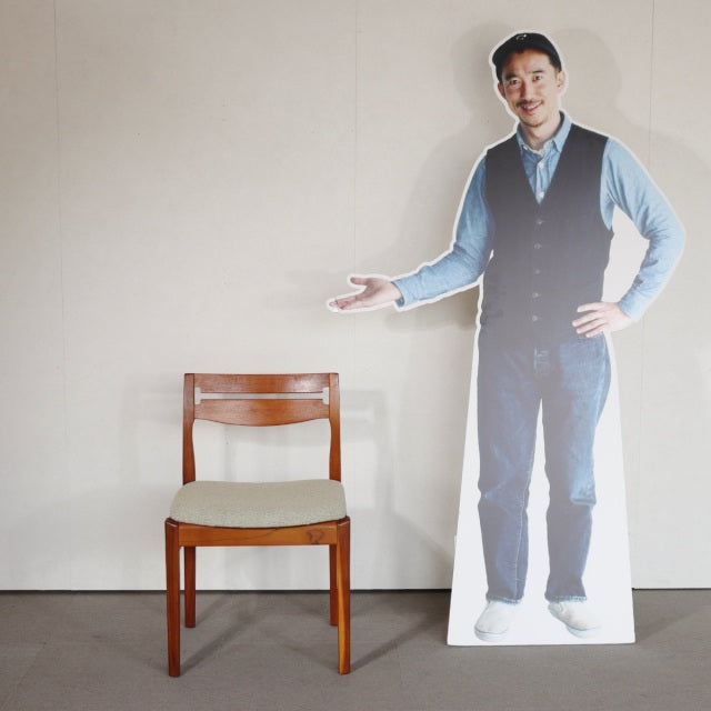 【普通っぽく見せているだけですと語るダイニングチェア】　ネイサンNATHAN製　チーク材　座面張替済み　商品番号29079b