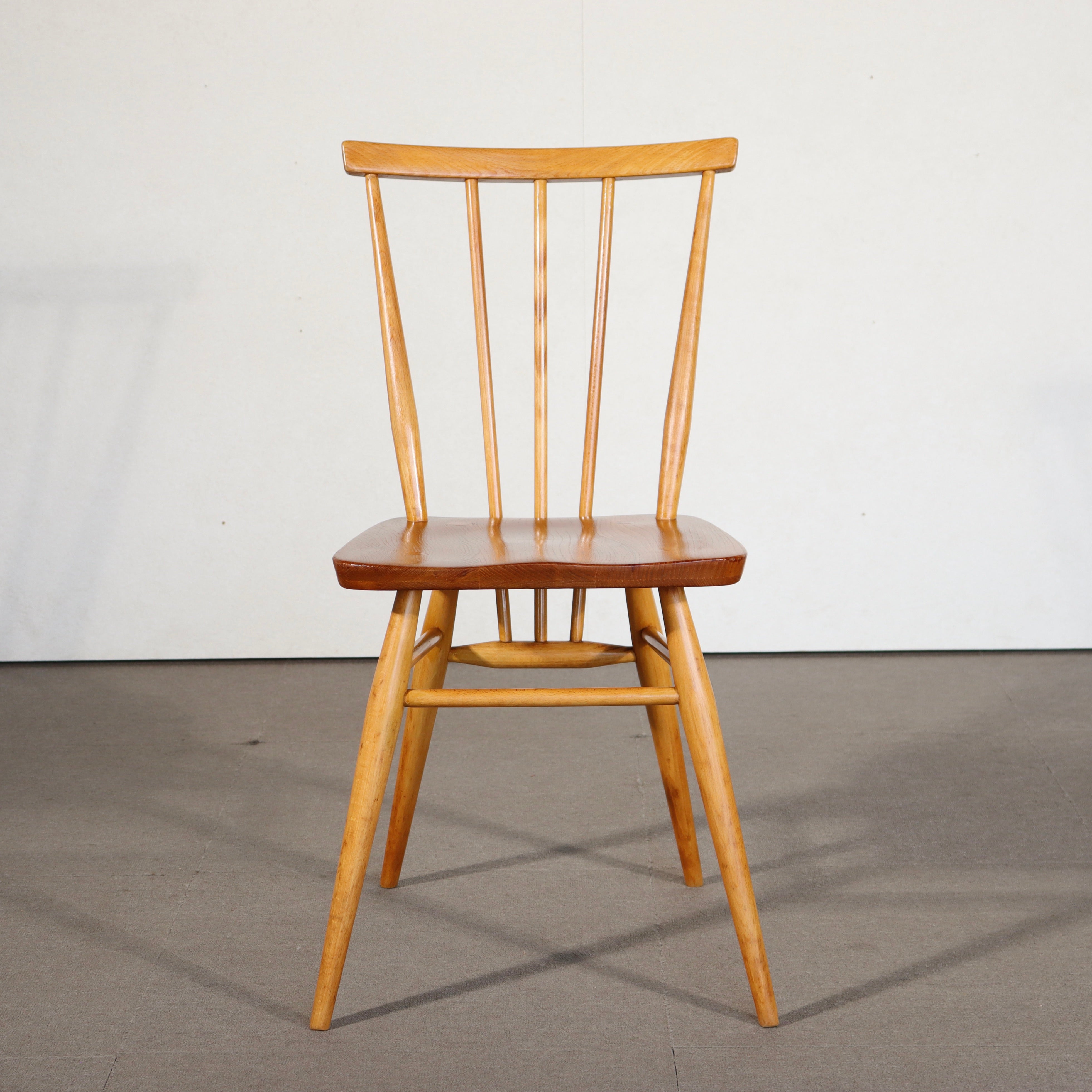 ERCOL（アーコール）ヴィンテージ家具 | 英国ブランド | ブリビ