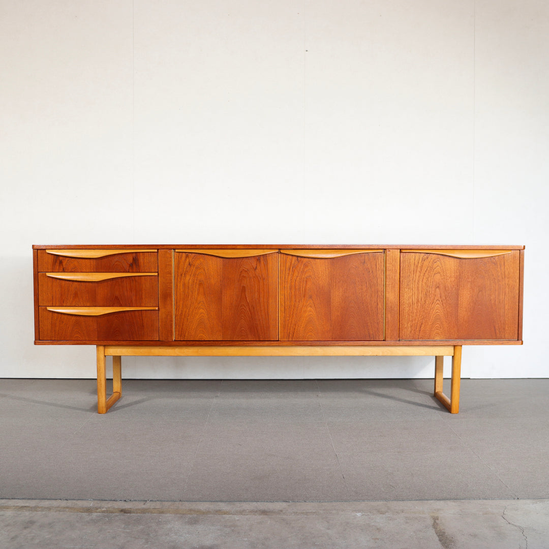 【comingsoon!】 STONEHILL TEAK SIDEBOARD ItemCode-DAWN33