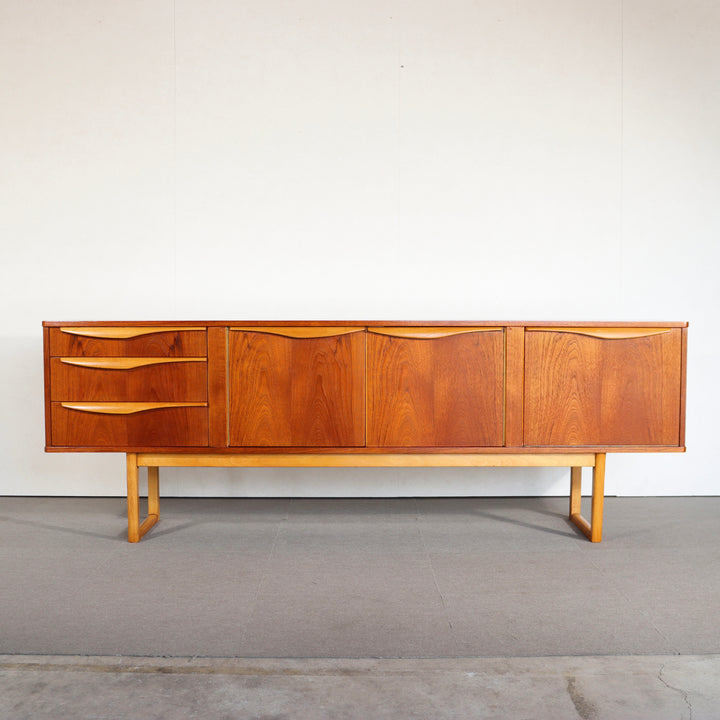 【comingsoon!】 STONEHILL TEAK SIDEBOARD ItemCode-DAWN33