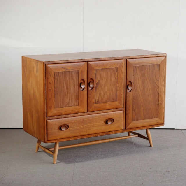 アーコールERCOLサイドボード 　【この話はなかったことで。。。】ItemCode-26090