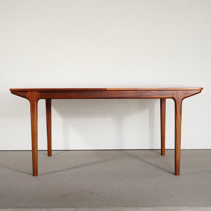 【comingsoon!】 MCINTOSH T3 DINING TABLE ItemCode-DAWN27