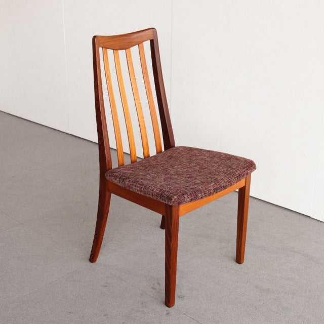 【名作】G-PLAN Slatted-back Dining Chair designed by Leslie G Dandy　座面張替済 商品番号23099f
