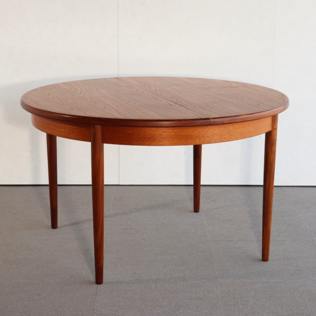 ジープランG-PLANラウンドダイニングテーブル   【苦しくたって～、悲しくたって～】 ItemCode-27032