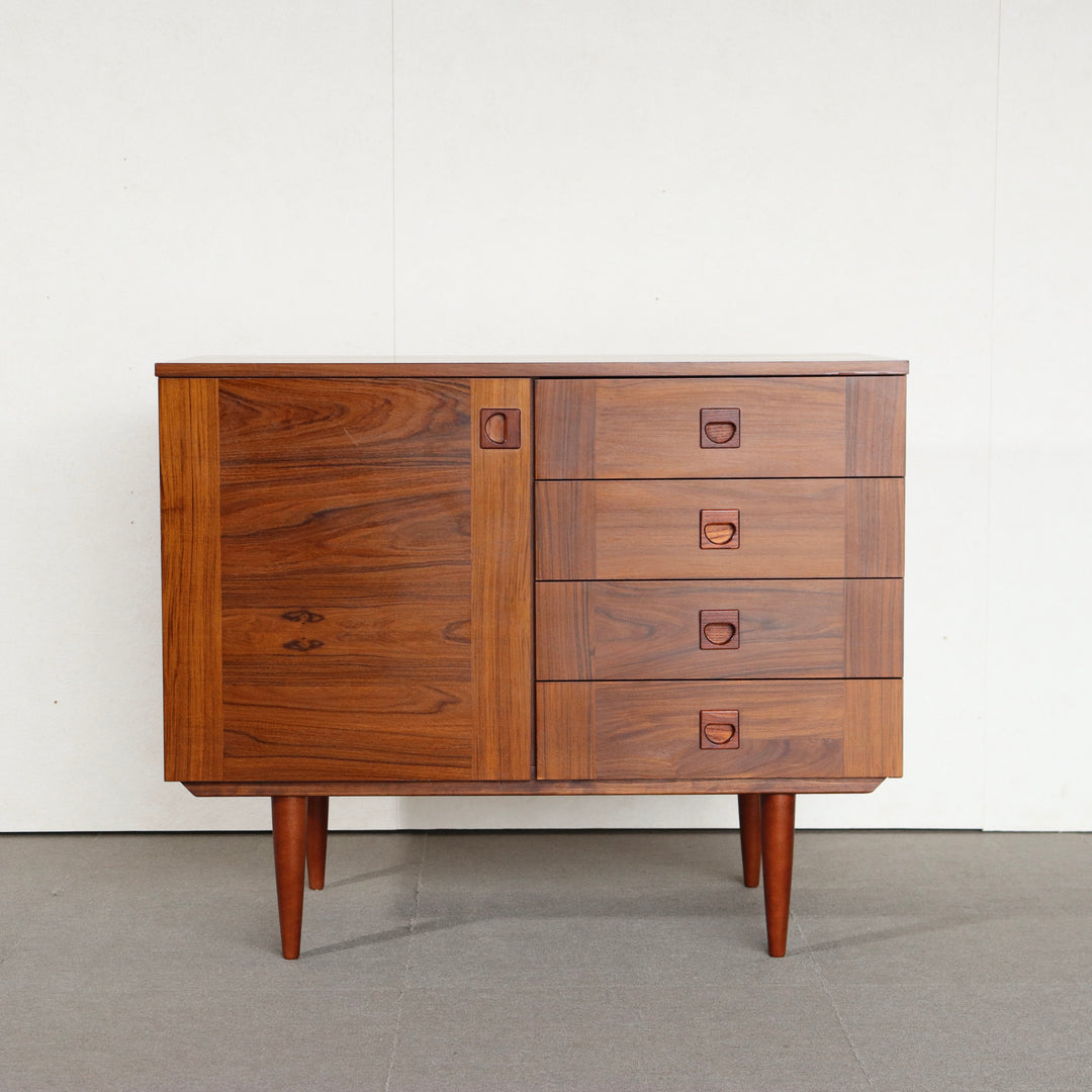【comingsoon!】 Denmark Chest of 4 drawers | ItemCode-VIND9 | 送料込