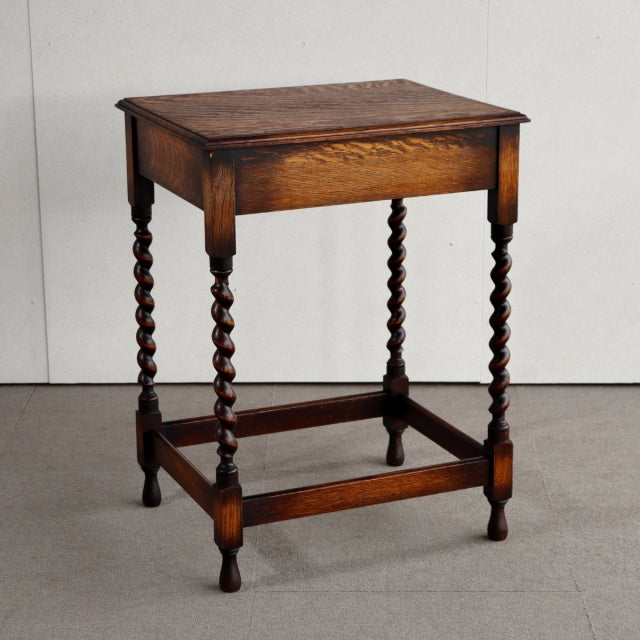 1930年代オケージョナルテーブル|英国アンティーク家具|【クルクル】ItemCode-27090 | 送料込
