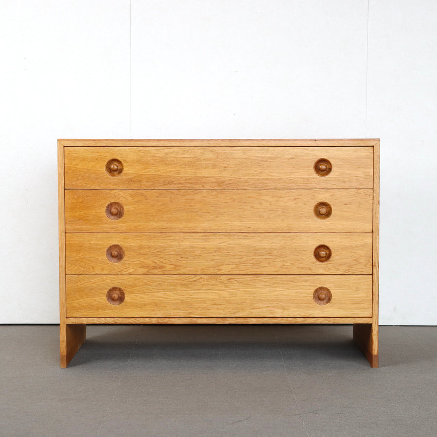 Hans J. Wegner RYモブラー 4段チェスト