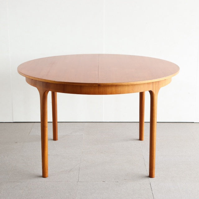 マッキントッシュMCINTOSHラウンドダイニングテーブル  「チーク５兄弟のお話」 ItemCode-27131