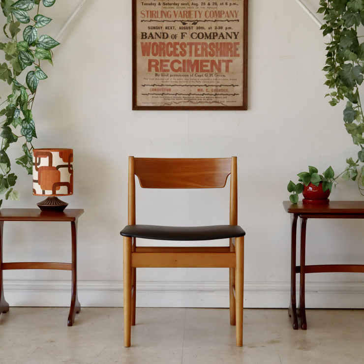 ポーランド製ビンテージのダイニングチェア