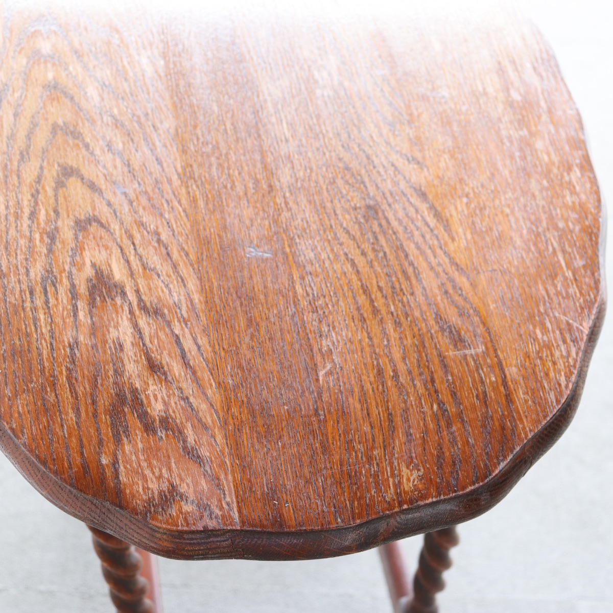 英国アンティークテーブル