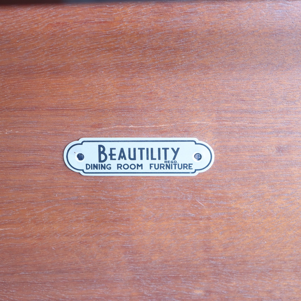 ビューティリティーBEAUTLITYのコーヒーテーブル