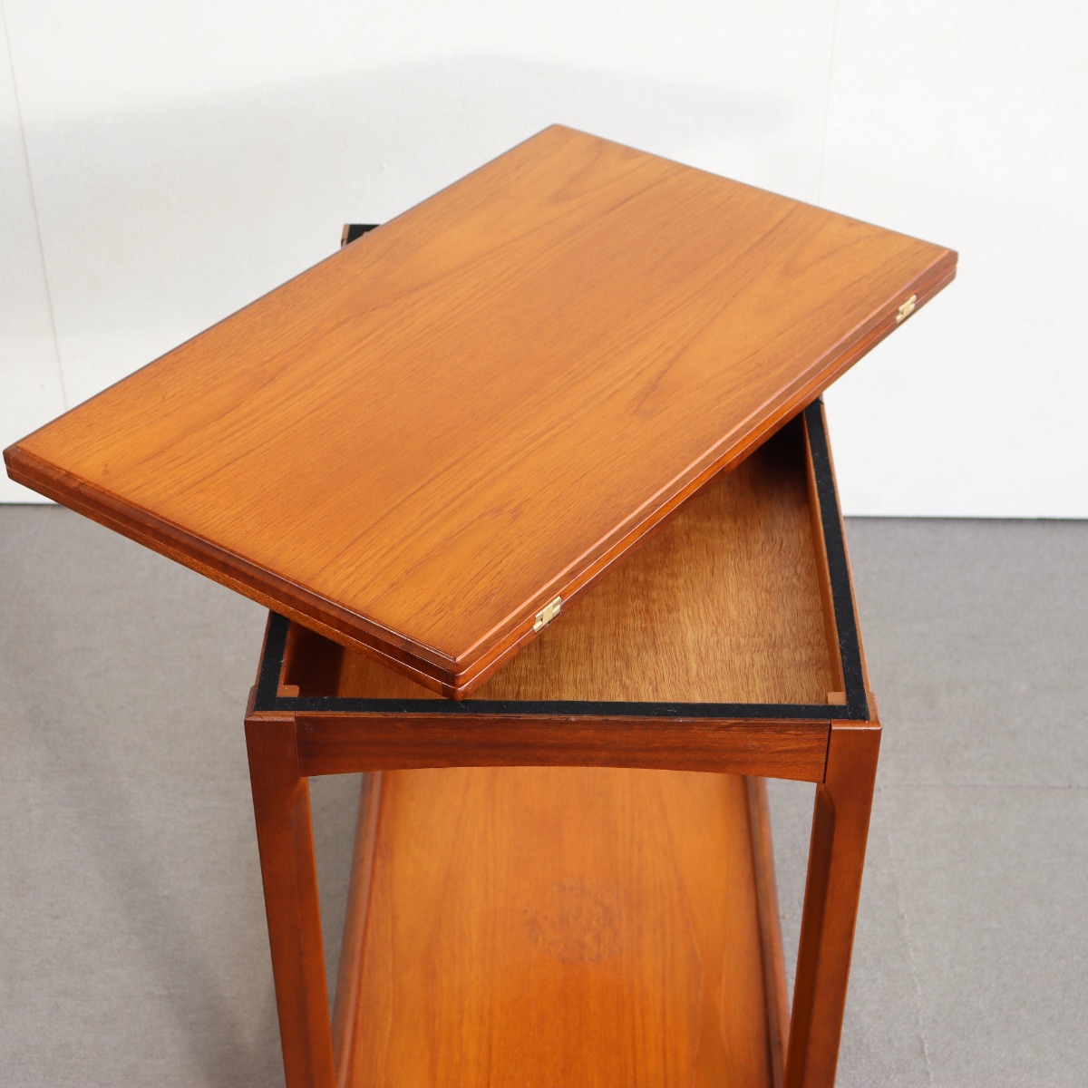 英国ヴィンテージのトロリー