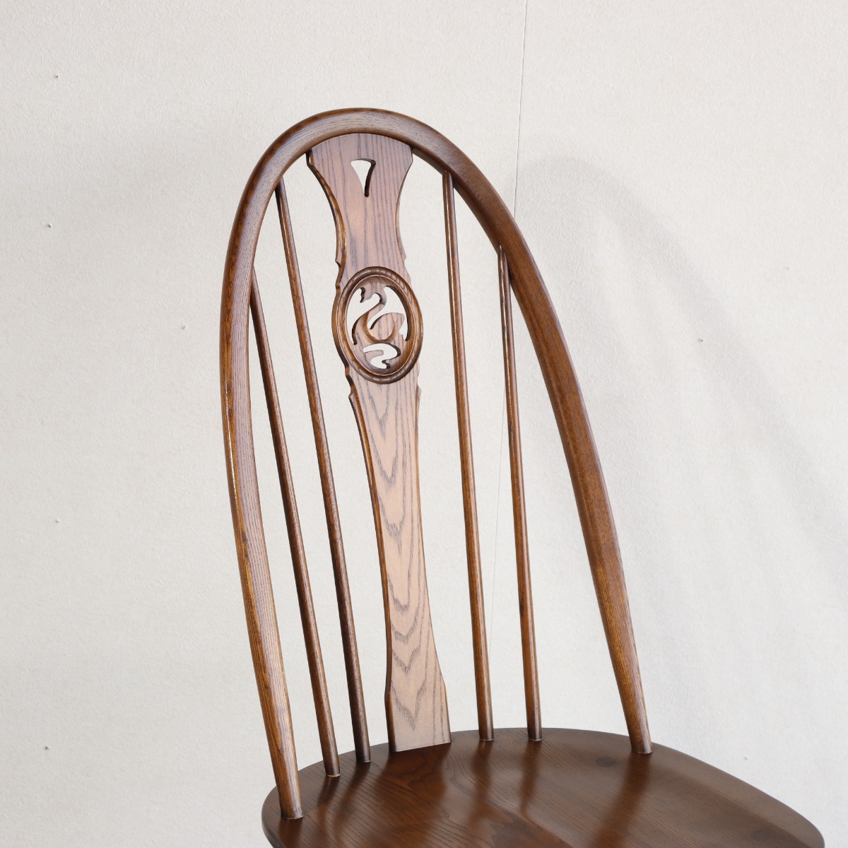 アーコールErcolのダイニングチェア