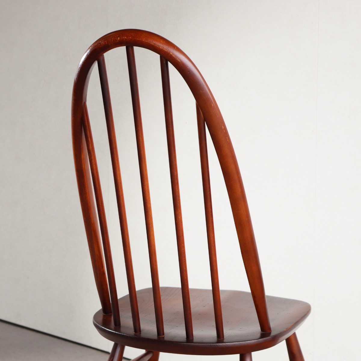 アーコールErcolのダイニングチェア