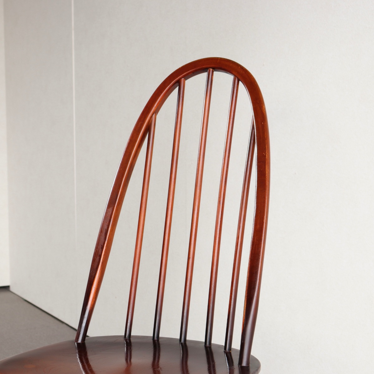 アーコールErcolのダイニングチェア