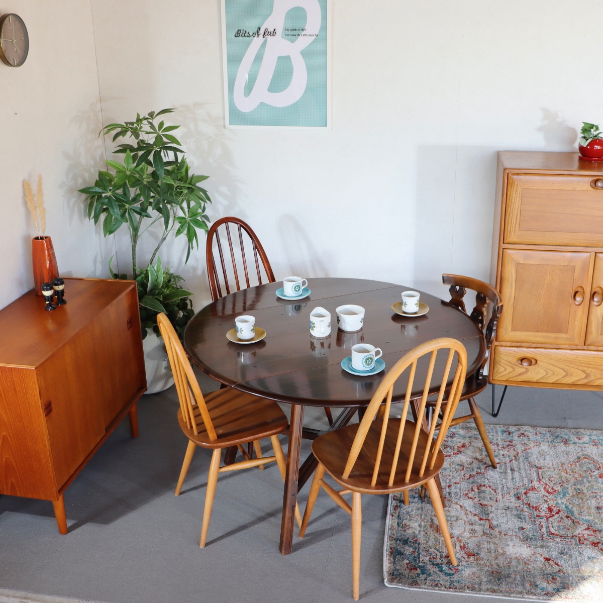 アーコールを配置したインテリア