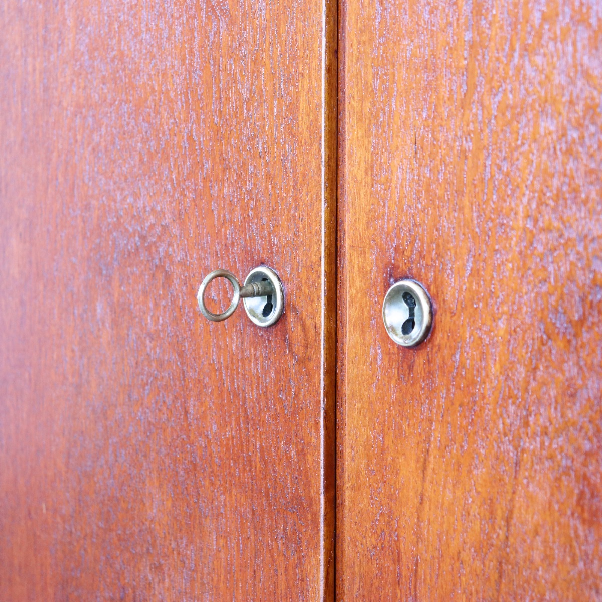 BorgeMogensenサイドボード。洗練された空間を演出するヴィンテージ家具。美しい木目が魅力。