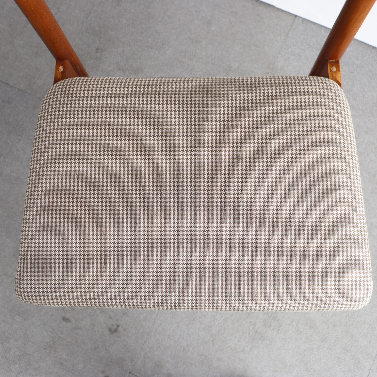 英国ヴィンテージのチーク材のチェア