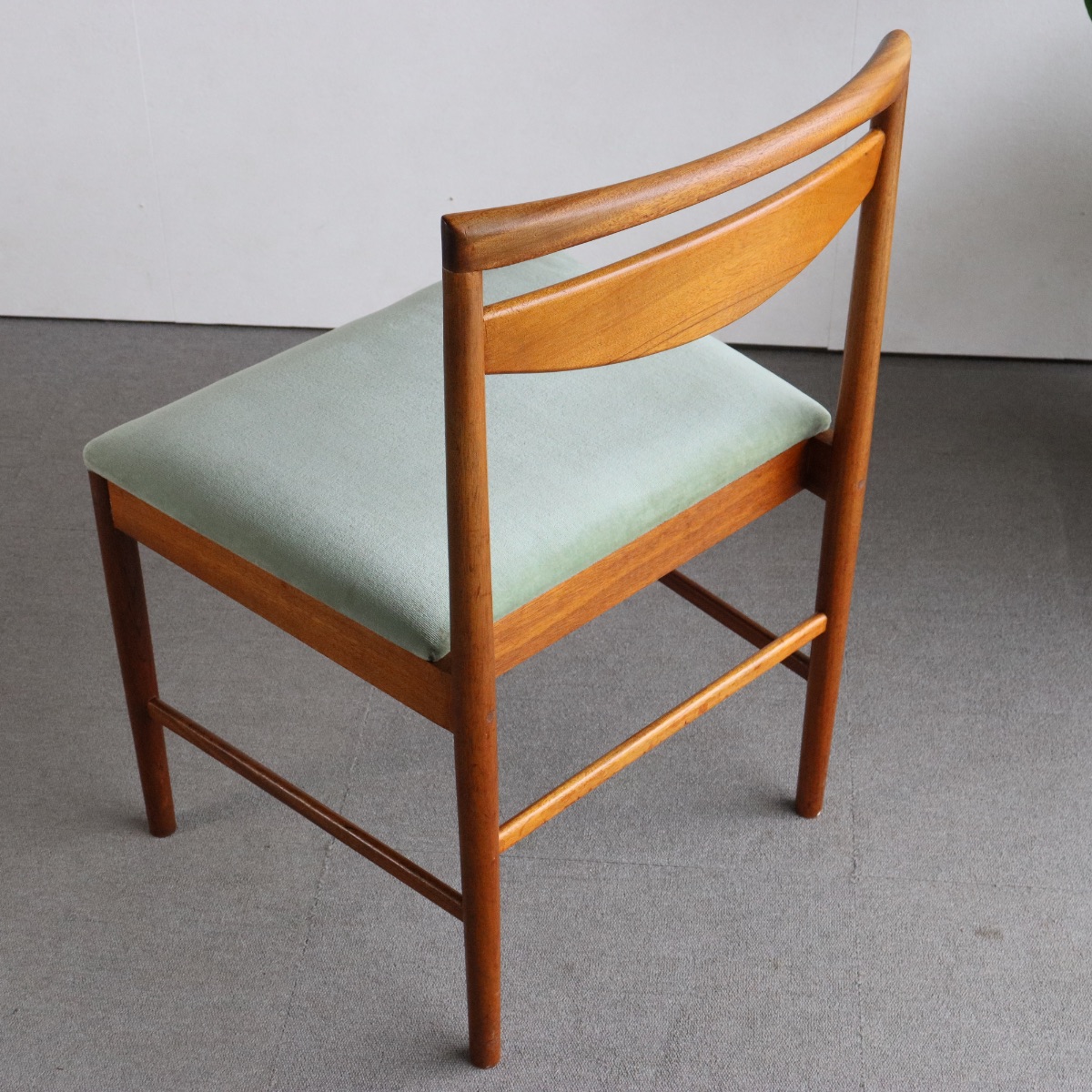 マッキントッシュMacintoshのダイニングチェア