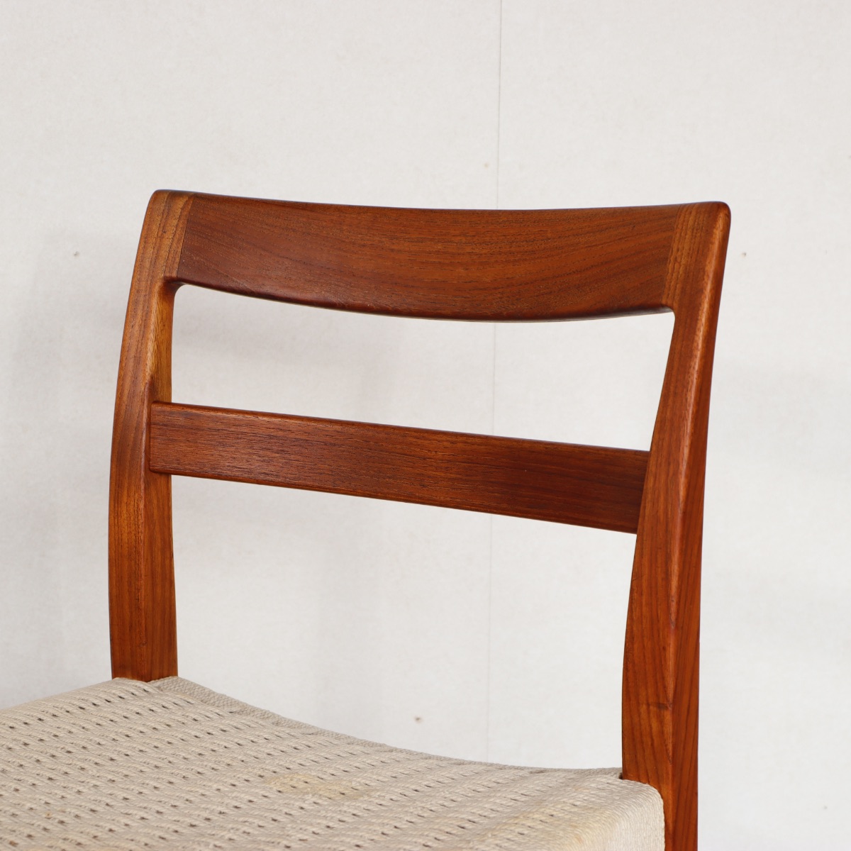 M♦店頭引取専用価格　希少 北欧ビンテージ チークダイニングチェア２脚 M♢希少 北欧ビンテージ チークダイニングチェア2脚