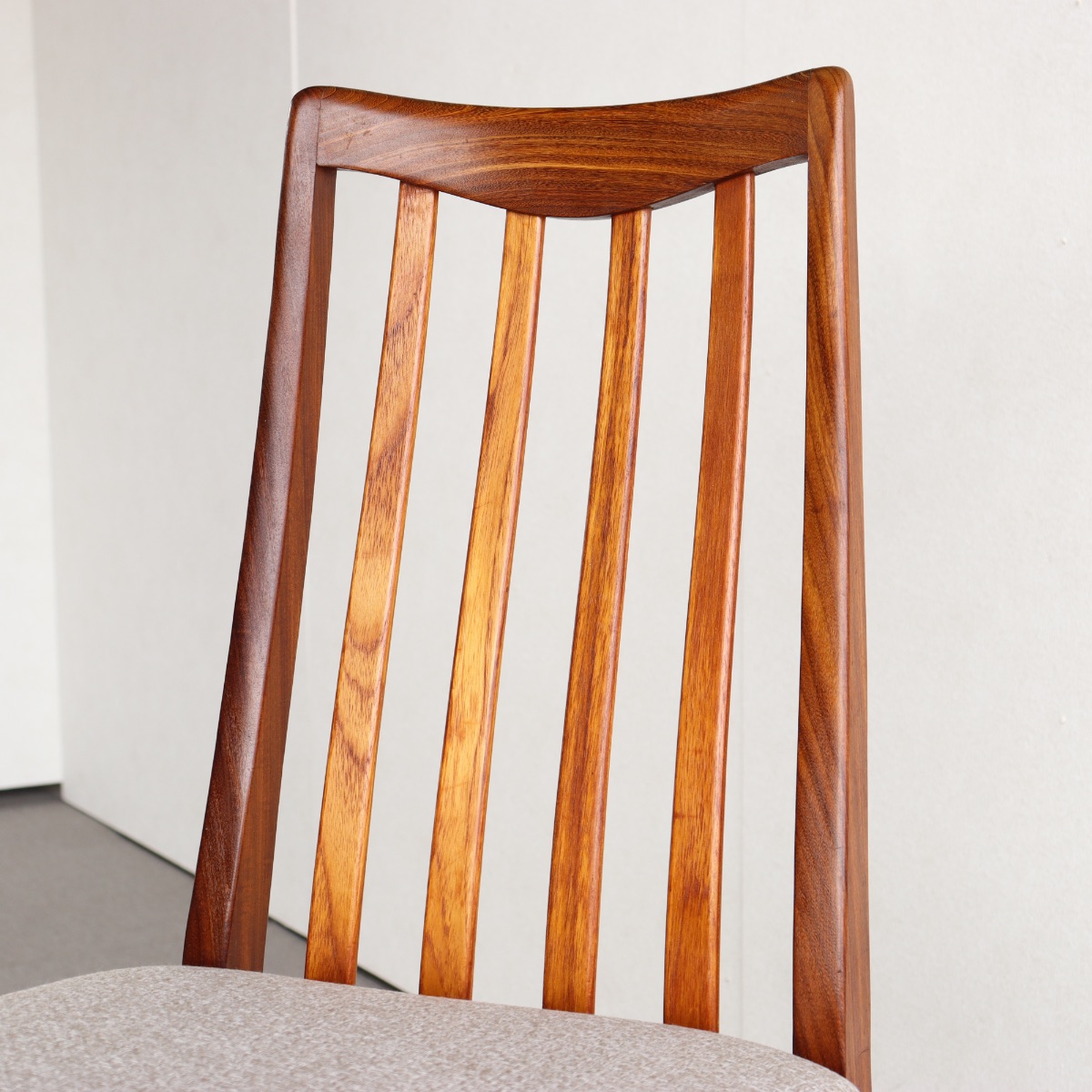 ジープランG-PLANのチェア