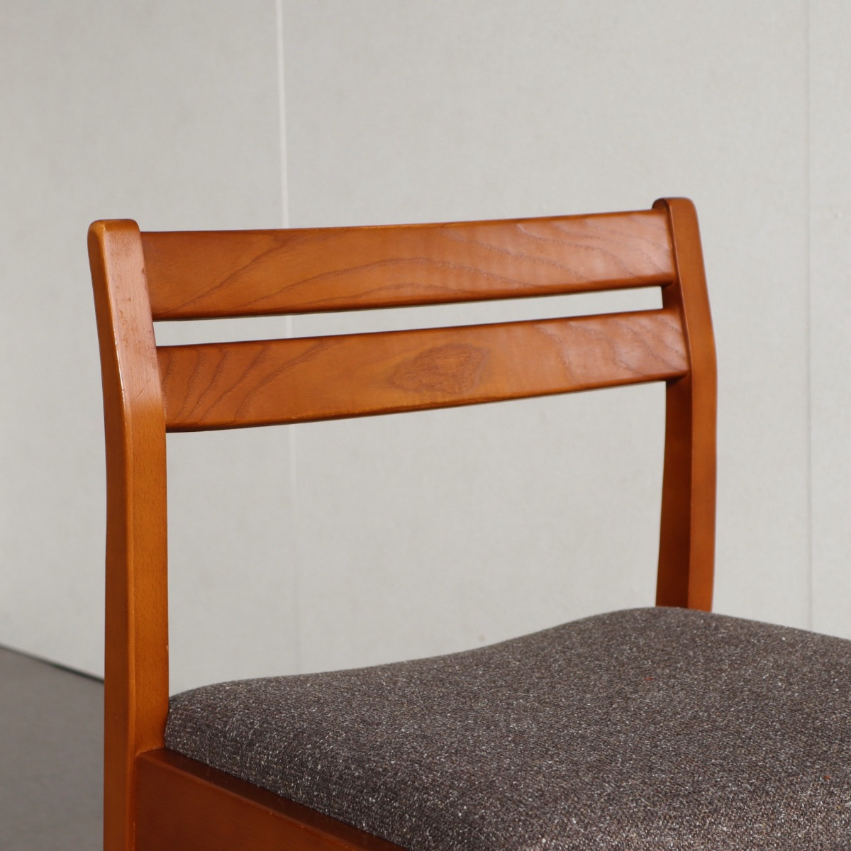 送料無料 2脚目以降割引あり ヴィンテージダイニングチェア