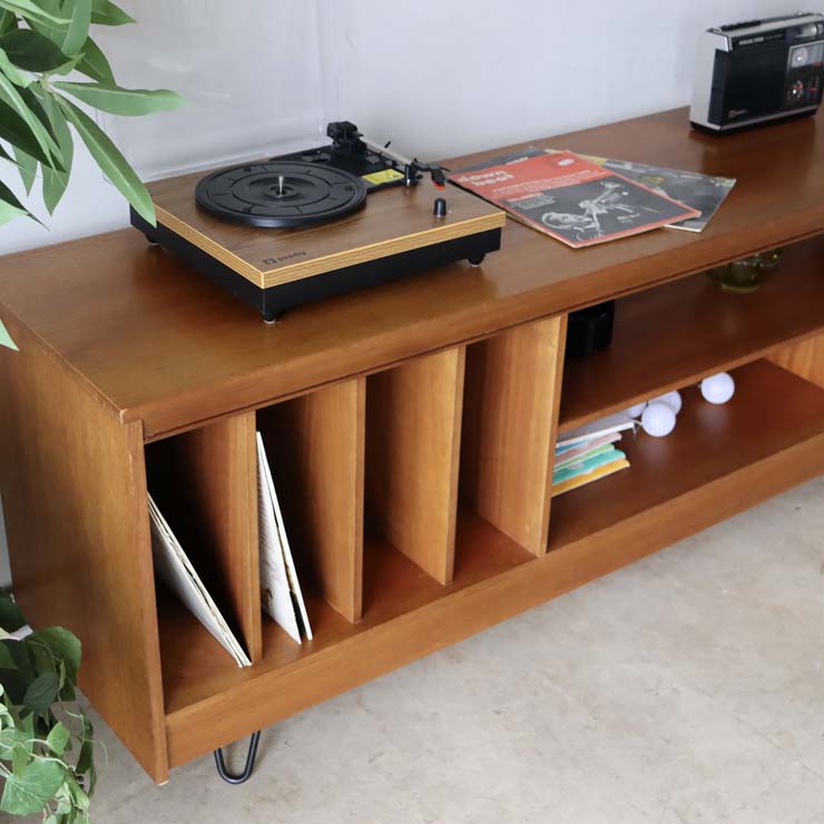 チーク　メディアスタンド　商品番号【022015】