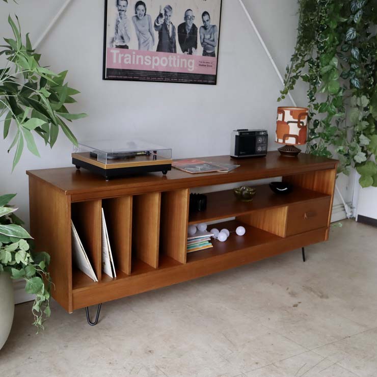 チーク　メディアスタンド　商品番号【022015】