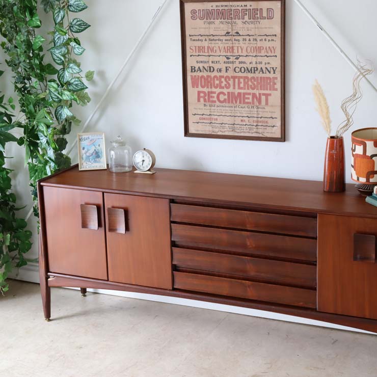 エリオッツオブニューブリー（Elliotts of newbury））製サイドボード【チーク】商品番号【022018】