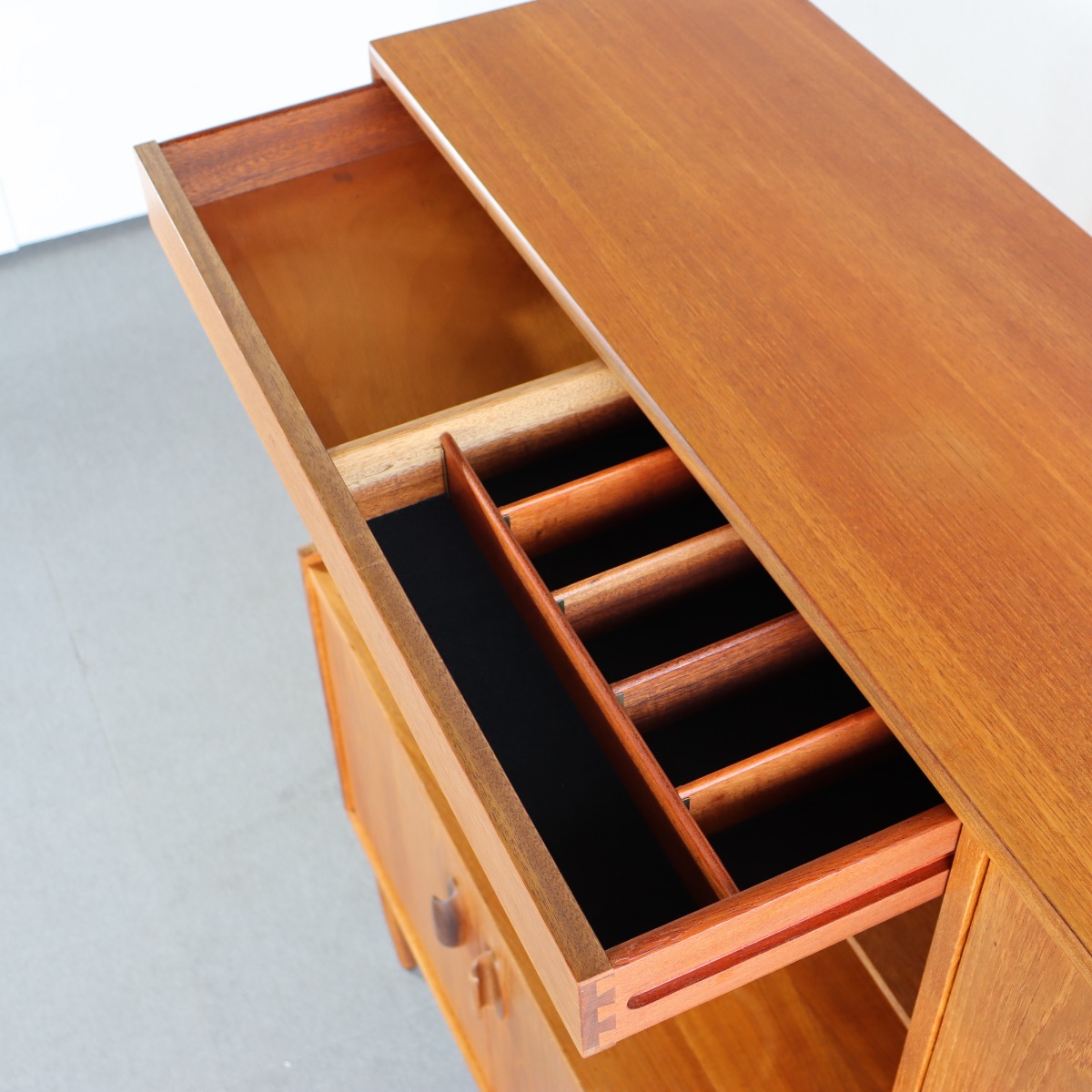 ジープランG-PLANのサイドボード