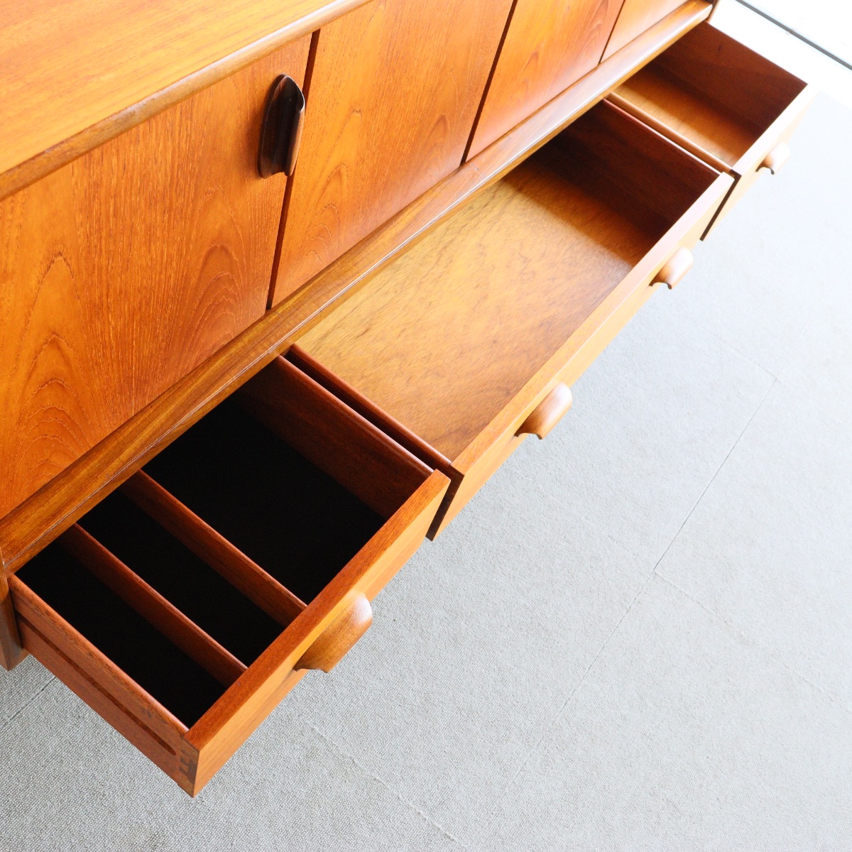 ジープランG-PLANのサイドボード