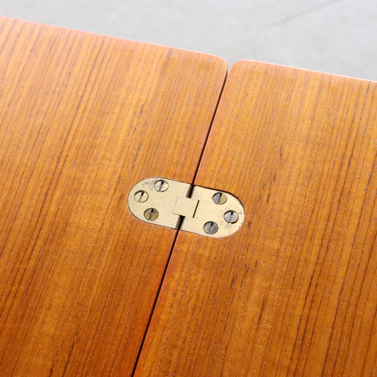 マッキントッシュMcIntoshのネストテーブル