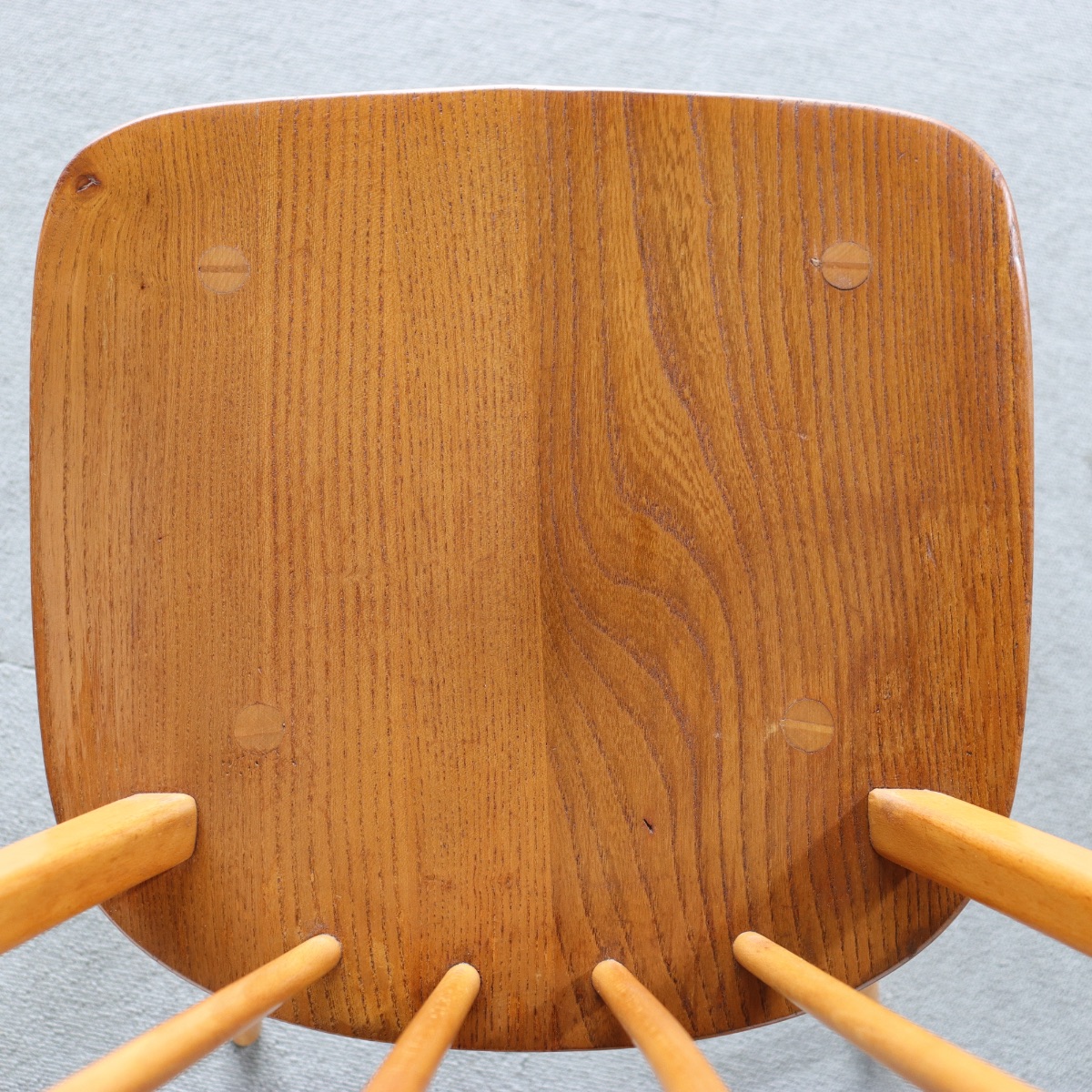 アーコールERCOLのフープバックチェア