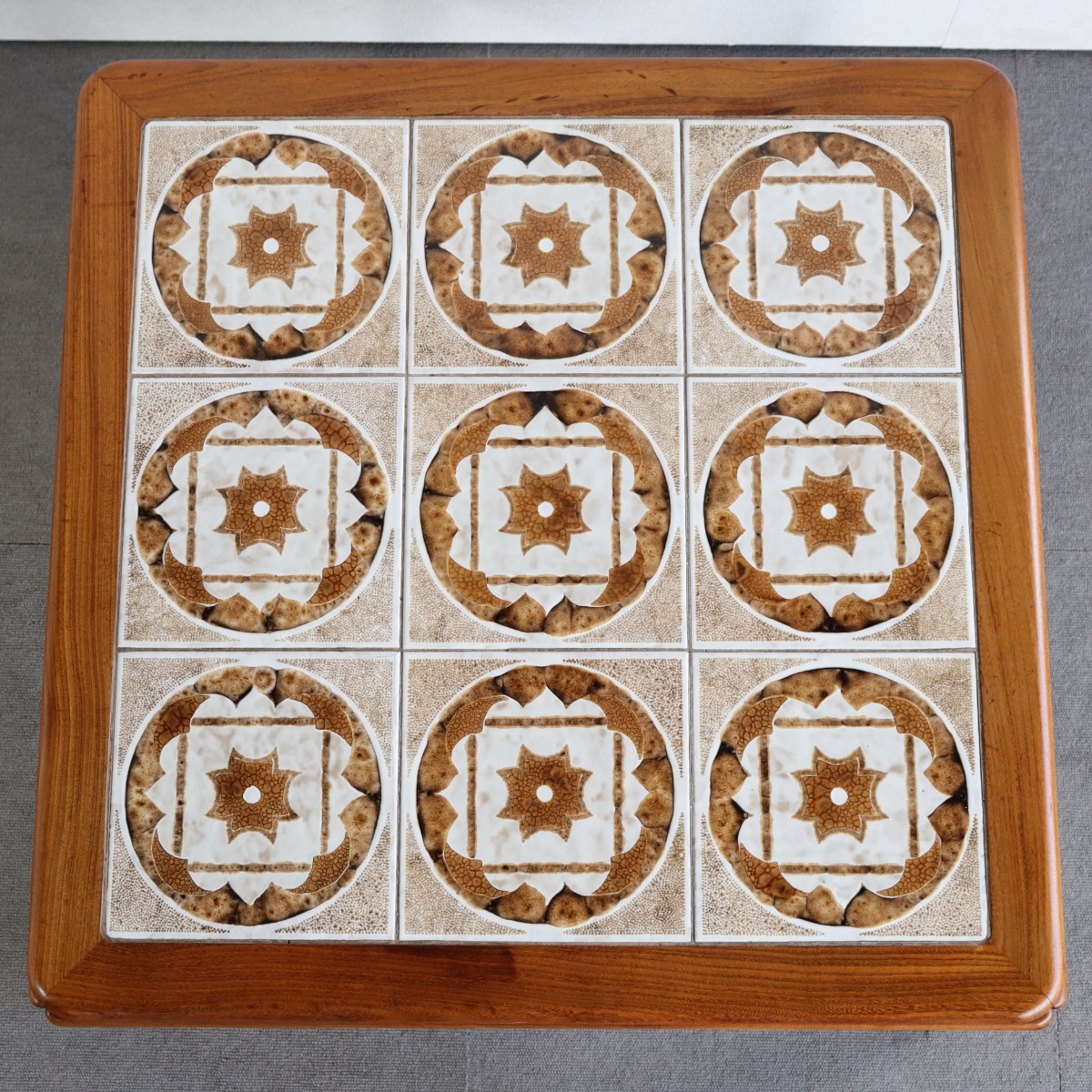 ジープランG-PLANのコーヒーテーブル