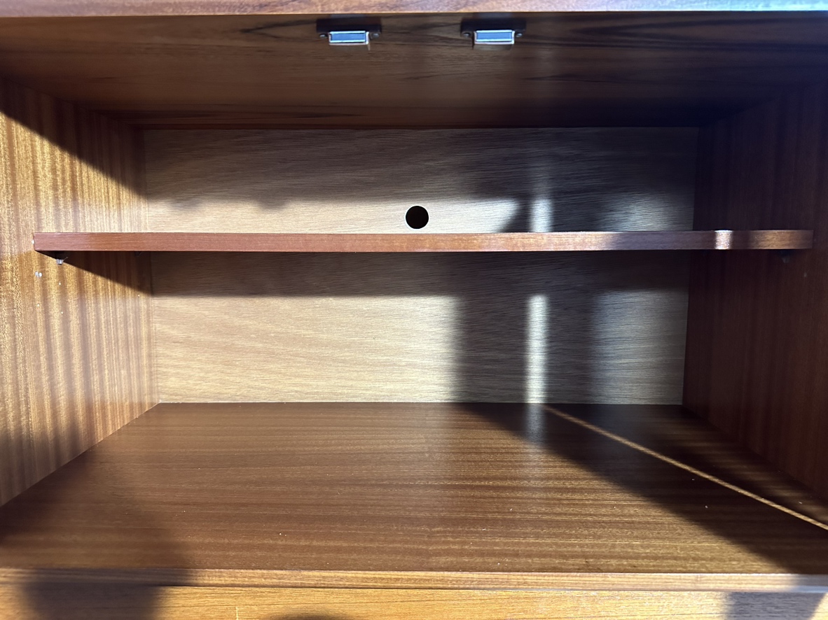 穴あけサービスの画像