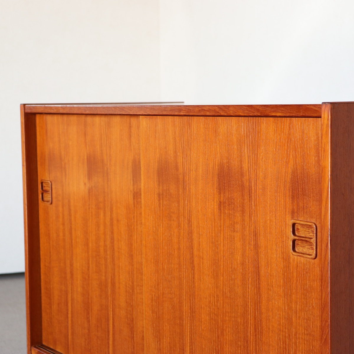 北欧 キャビネット ヴィンテージ デンマーク製 送料込み】【ザ】デンマーク製ヴィンテージキャビネット 商品番号30007