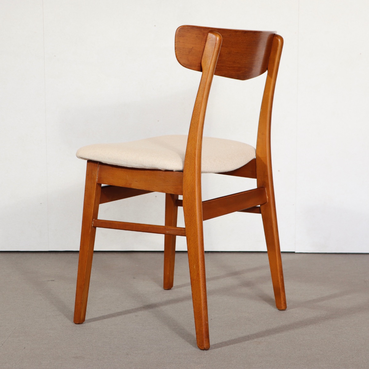 北欧家具　チーク材　ダイニングチェア 楽天市場】ガーデンチェア 1脚 木製 チーク 無垢材 無塗装 ダイニング