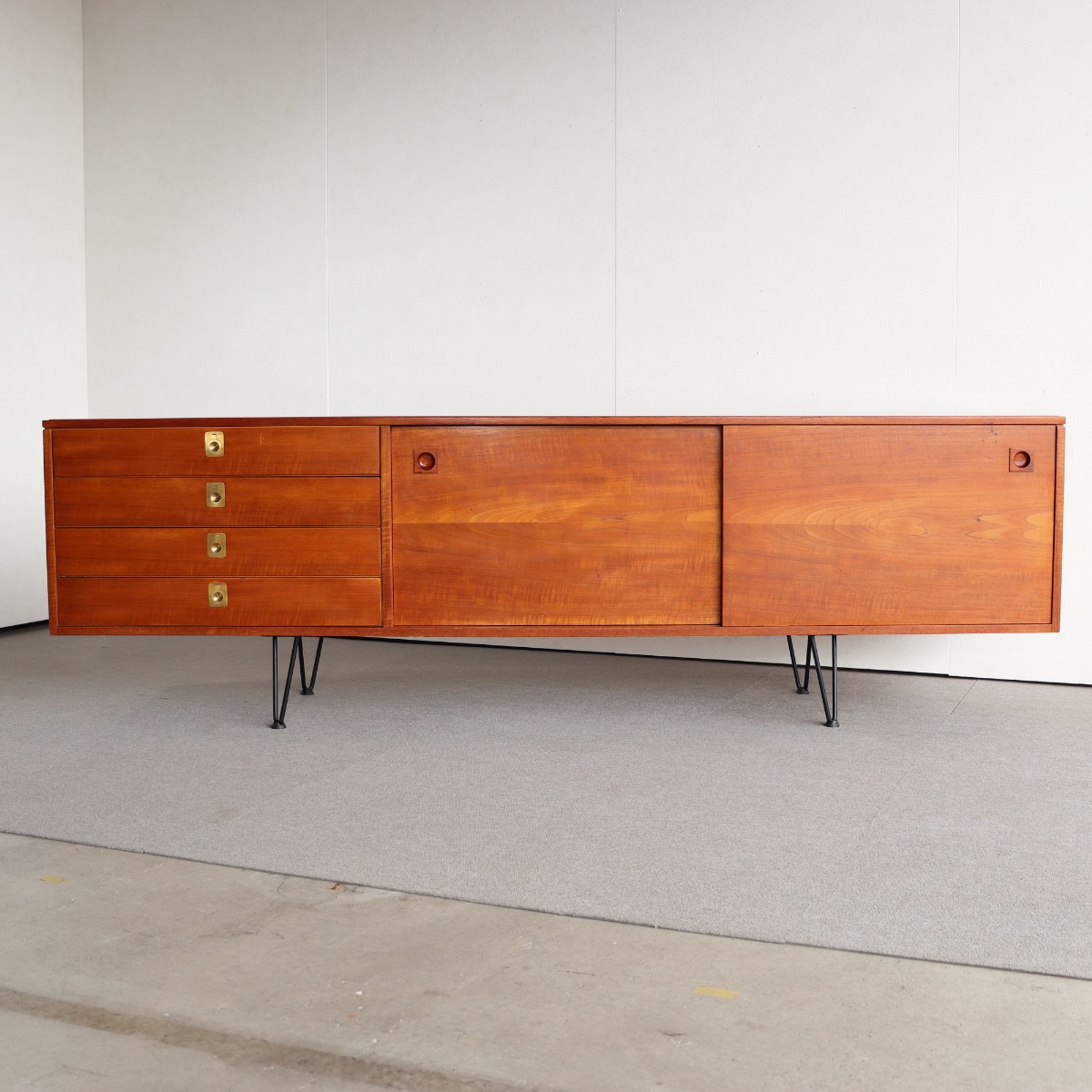 アーキ・シャインArchieShineのサイドボード