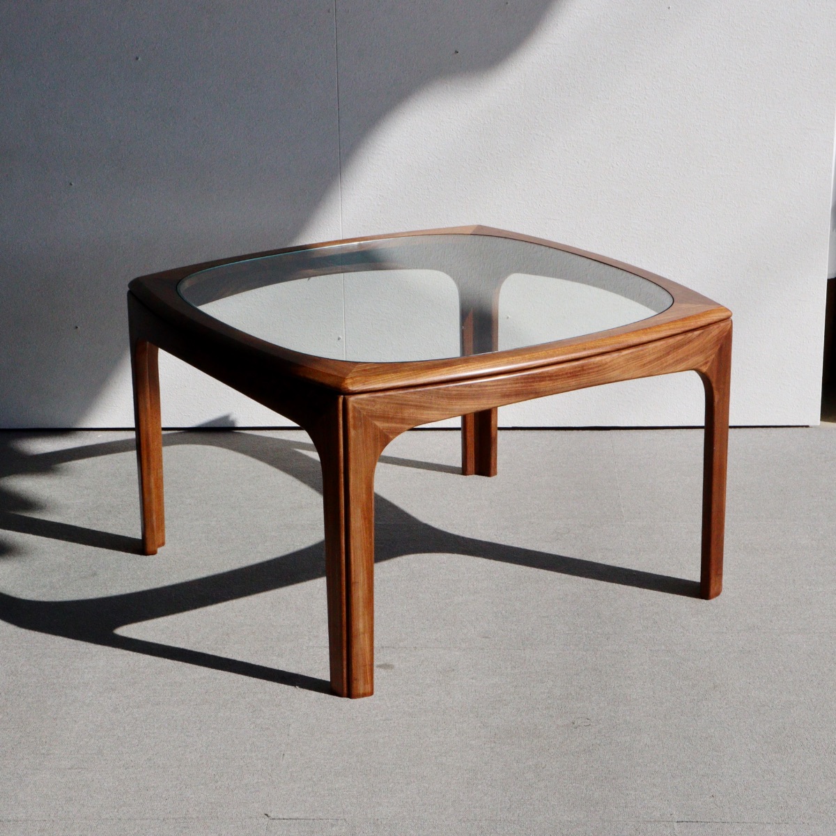 ジープランG-PLANのコーヒーテーブル