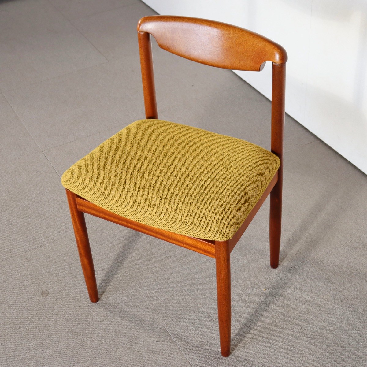 □ UKビンテージ UK Vintage オーク材 ダイニングチェア バルボス