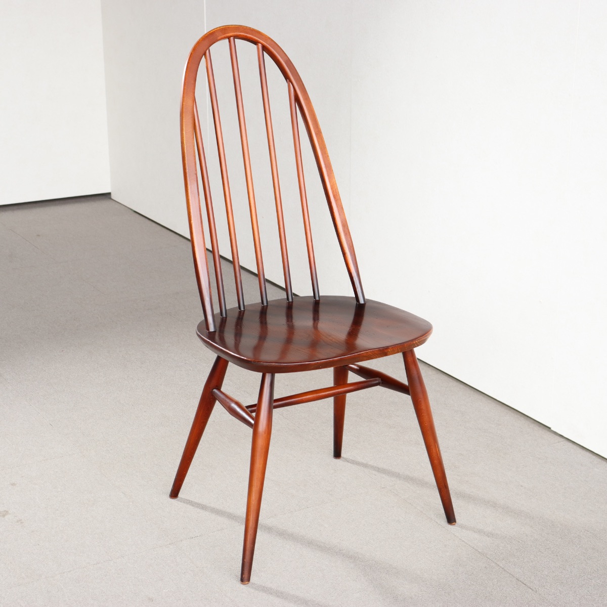 アーコールErcolのダイニングチェア