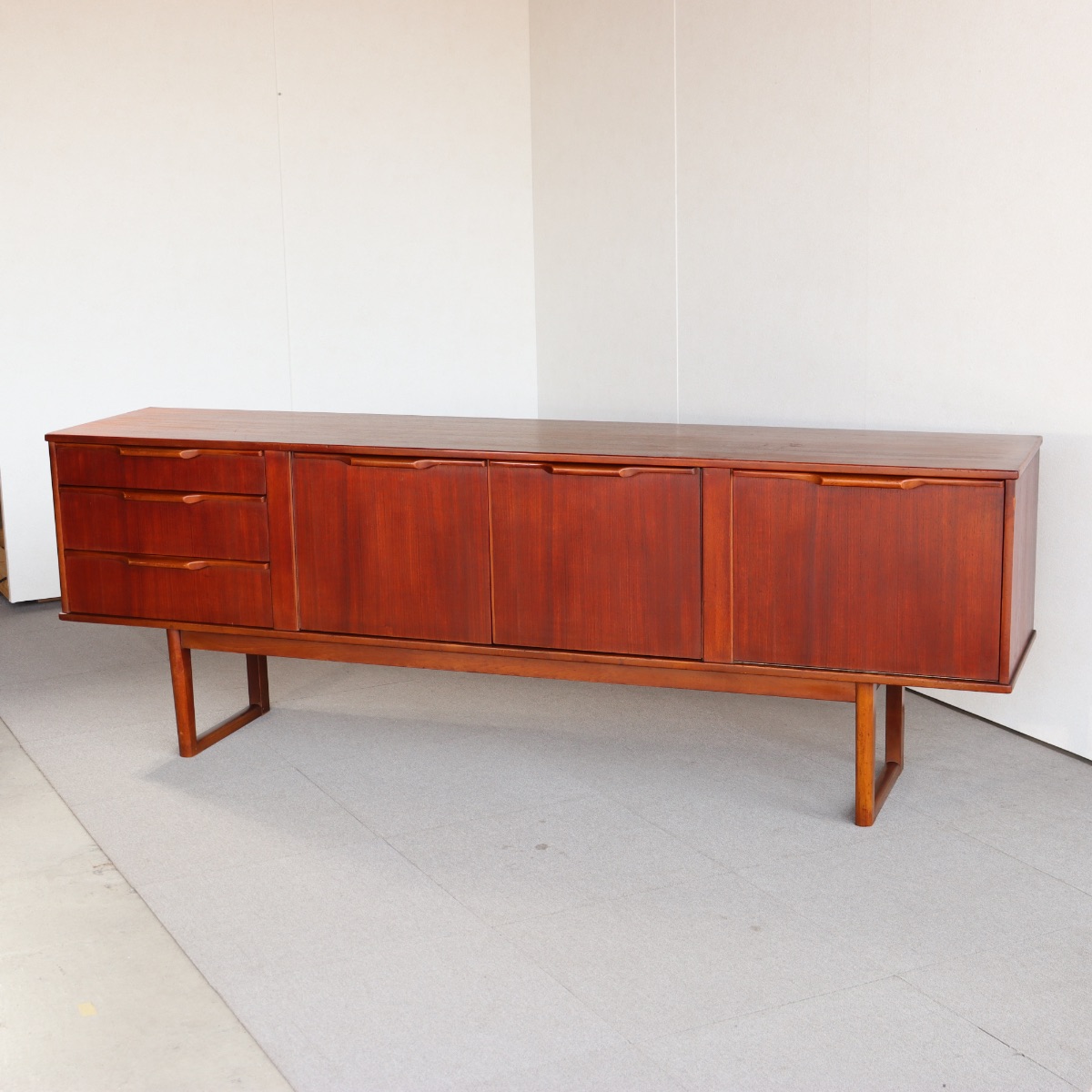 送料込み】【店長はヴィンテージの夢を見るか？】 サイドボード