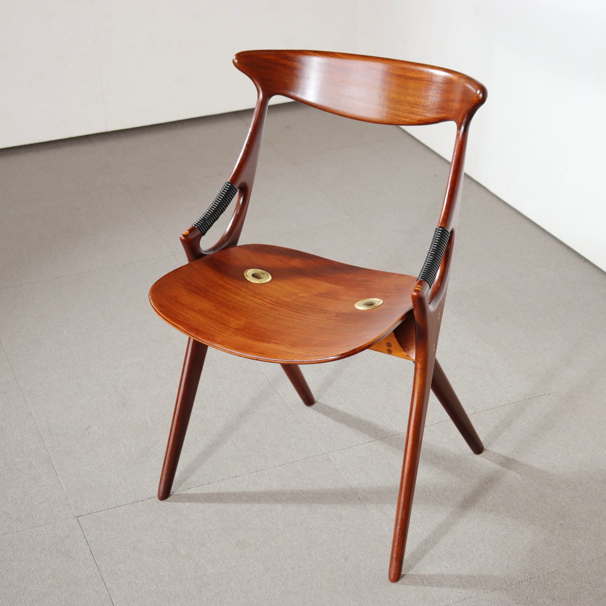 Arne Hovmand-Olsen デザイン 北欧ヴィンテージチークチェア