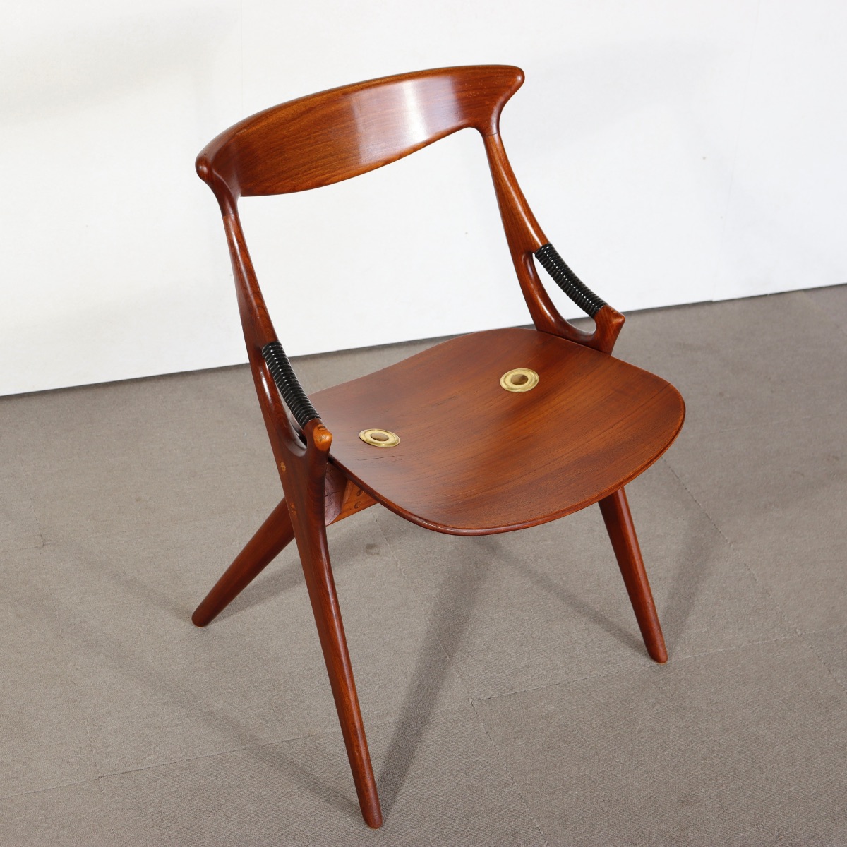 Arne Hovmand-Olsen Model-71 ダイニングチェア