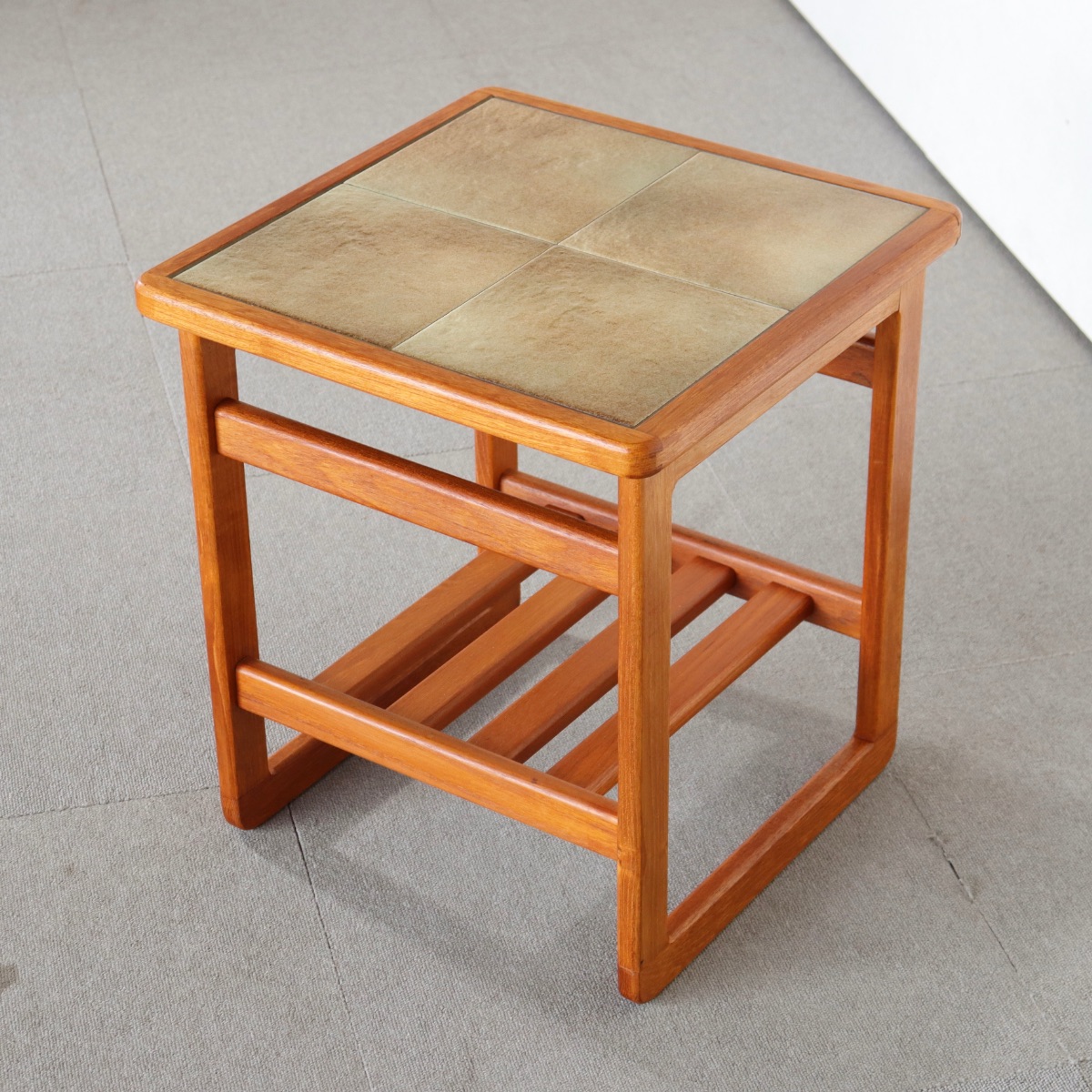 英国ヴィンテージのテーブル