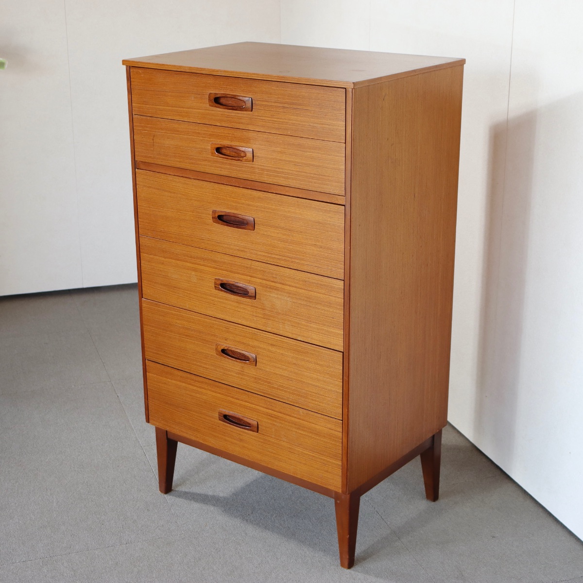 送料込み】【ただのチェストだけど、こういうのが100年モノになる