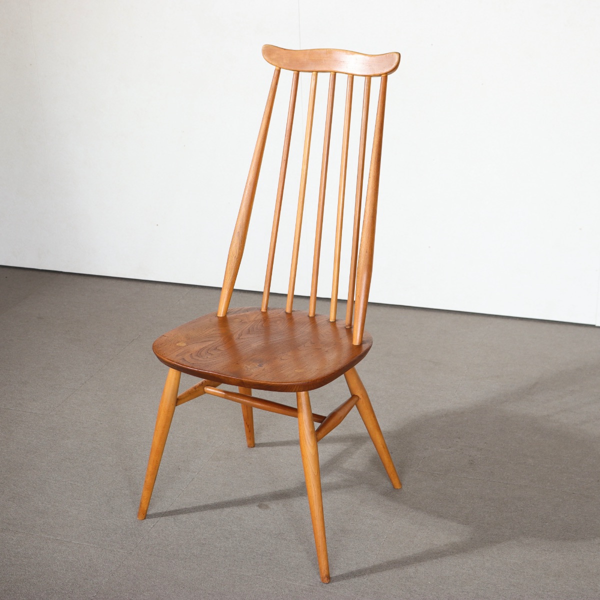 アーコールERCOLのゴールドスミスチェア