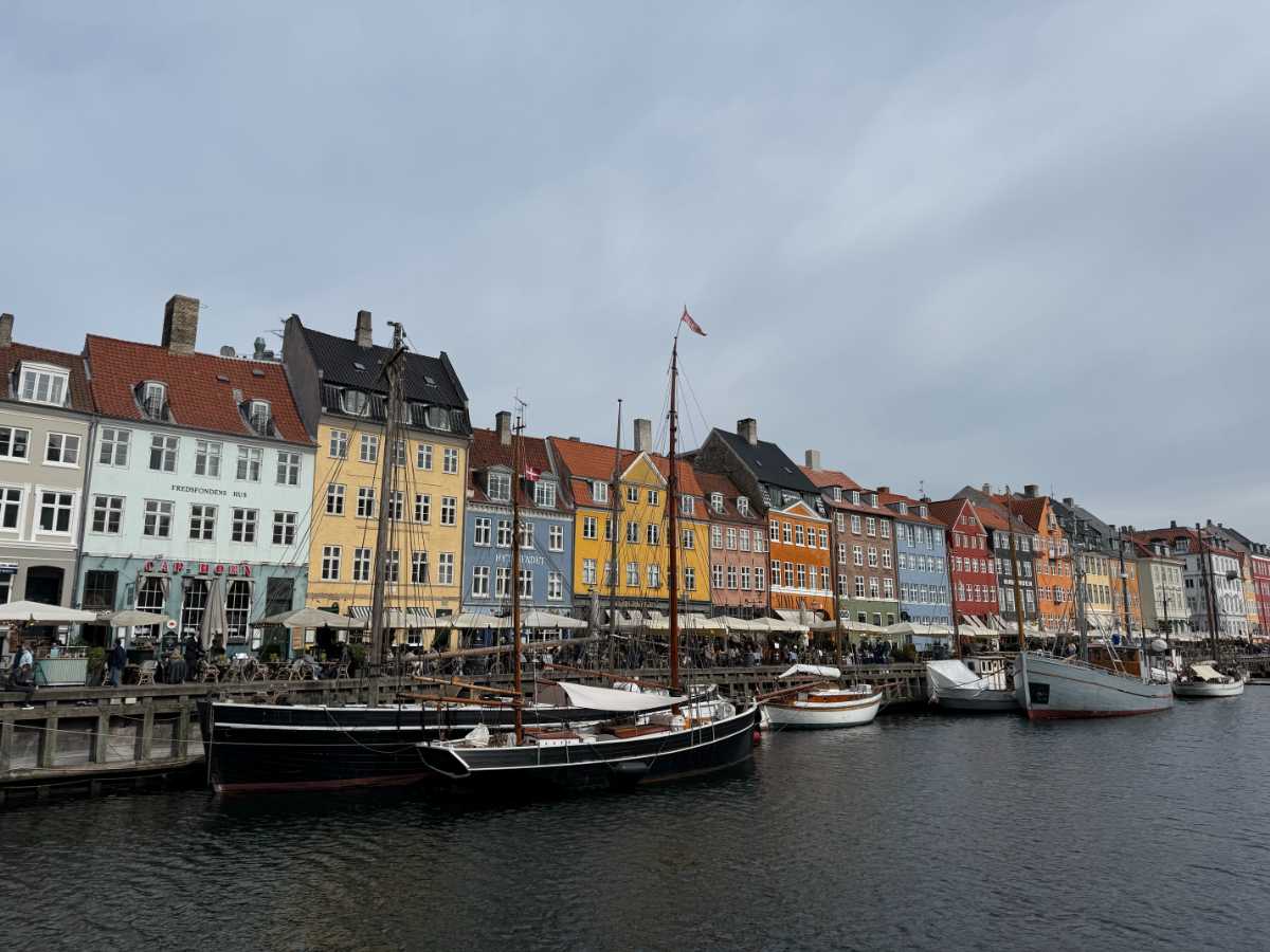 デンマークのヴィンテージ家具仕入れの写真